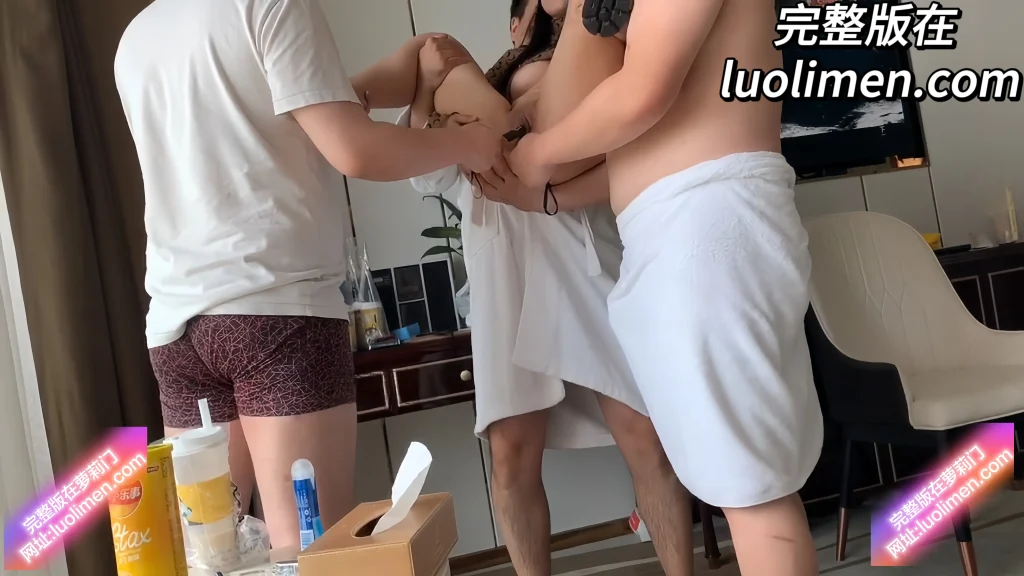 图片[5]-推特黑白dom老Zz 最新私拍合集 极限SM调教萝莉御姐人妻教师母狗 捆绑鞭打灌肠舔脚多场景-萝莉反差女神